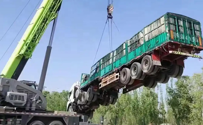 新昌道路脱困救援案例